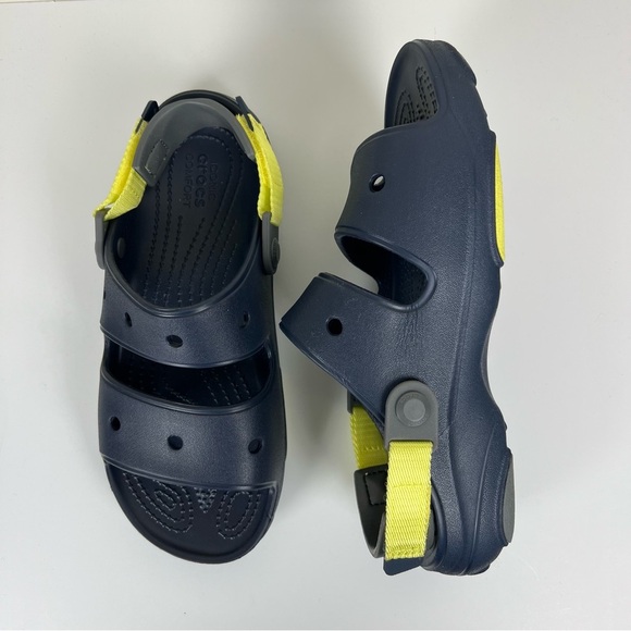 Crocs | Unisex All Terrain Sandal Navy Yellow | 6 - Picture 2 of 9